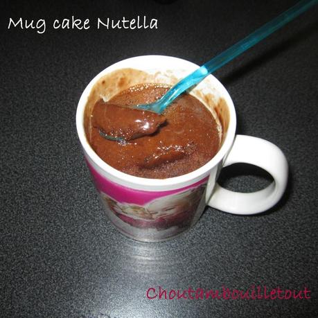 Mug cake nutella