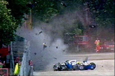 sennaunfall94imola.jpg