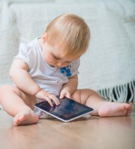 DÉVELOPPEMENT de l'Enfant: Un écran, même tactile, ne remplacera pas les parents! – Pediatric Academic Societies and Asian Society for Pediatric Research
