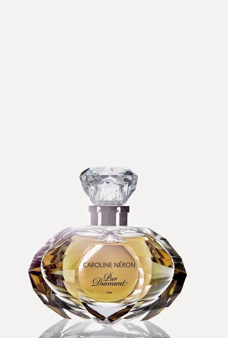 Parfums Jean Airoldi et Caroline Néron Dans Un Jardin