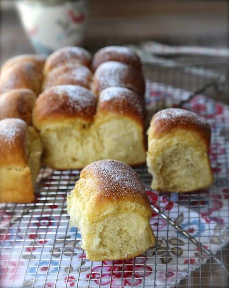 Buchteln Viennois comme au café Hawelka (petites brioches )