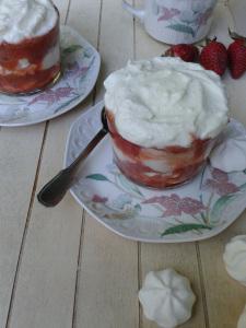trifle fraise-rhubarbe 1 (1)