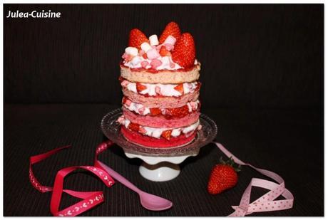 {BatailleFood #12} : Layer Cake aux fraises et pralines roses, crème citron