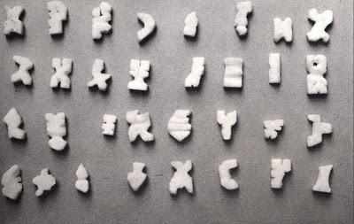 Christian Boltanski Alphabet imaginaire de l'enfance 1971