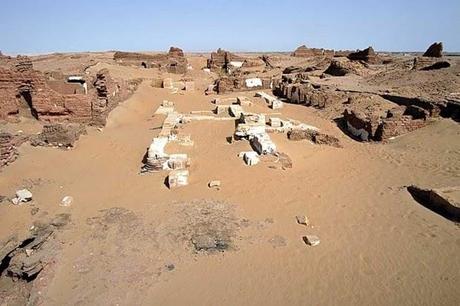Une tombe prédynastique découverte à Hierakonpolis