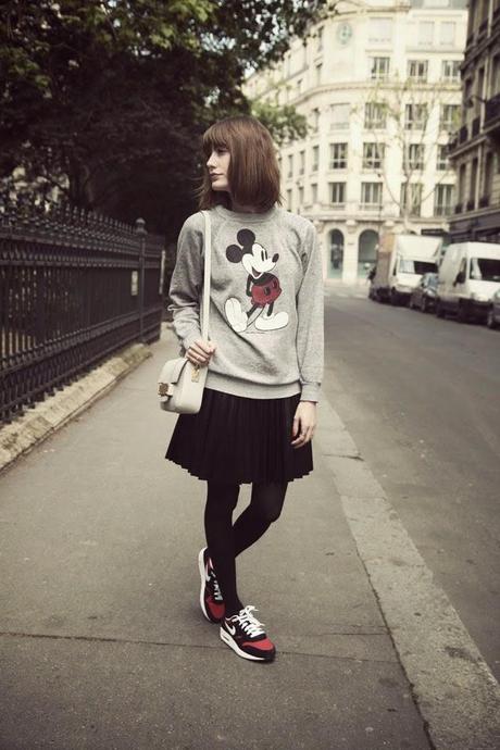 THE MICKEY MOUSE SWEATER