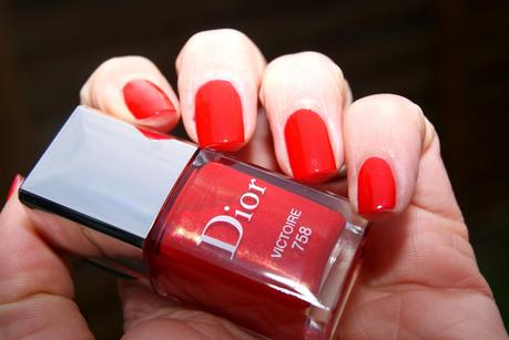 Victoire de Dior, un rouge hypnotisant............. - Paperblog