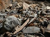 Découverte d'une vaste nécropole contenant momies princesses princes dans Vallée Rois