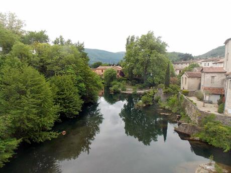 pour faire des ronds dans l'eau