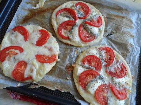 Tarte fine tomate et chèvre ou morbier