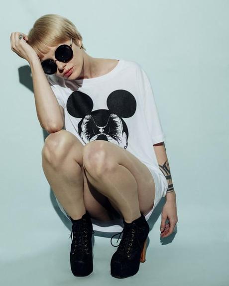 SALVIT_140129_tying_tiffany-24