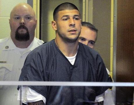 Aaron Hernandez accusé d'un double meurtre