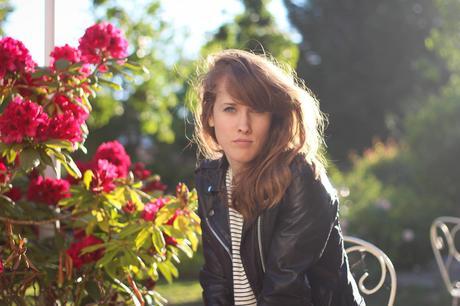 striped love Image and video hosting by TinyPic