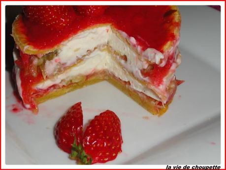 gâteau vanillé, fraises, rhubarbe-2006