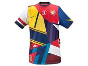 Nike offre incroyable maillot commémoratif Arsenal!