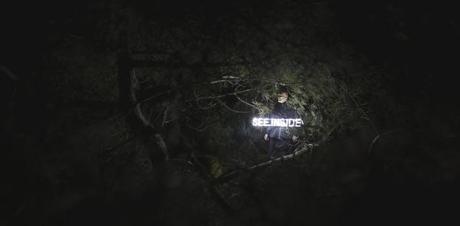 ob_09d98d_fragile-pochette