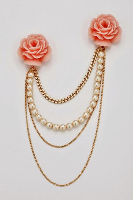 UNE DÉLICATE FANTAISIE OU LES BIJOUX DE SOPHIE...PAR HAYLEY