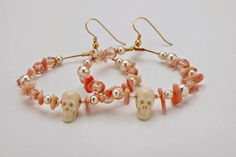 UNE DÉLICATE FANTAISIE OU LES BIJOUX DE SOPHIE...PAR HAYLEY