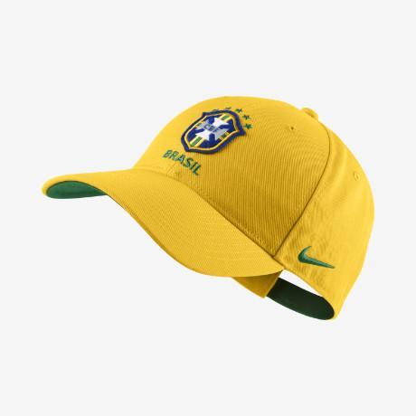 photo Nike Brésil casquette 2014