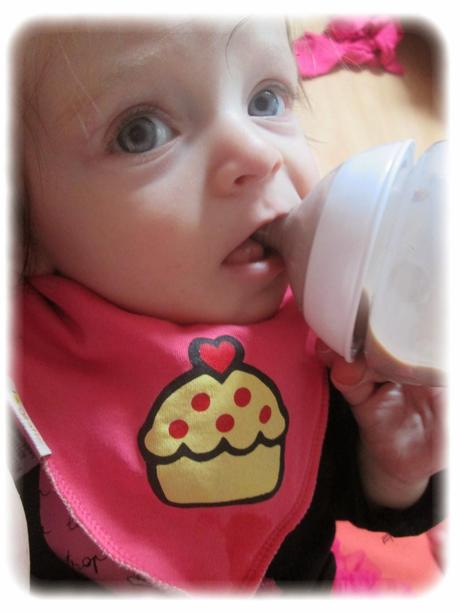 Emma a testé : les bavoirs Funky Giraffe