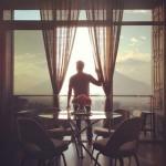 PHOTOS: LE mec à suivre sur Instagram pour voyager et rêver