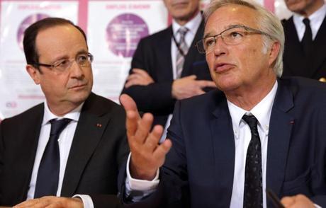 Médiapart : Hollande ou le renoncement perpétuel Médiapart : Hollande ou le renoncement perpétuel