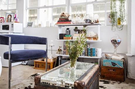 Visite d'un studio appart à L.A