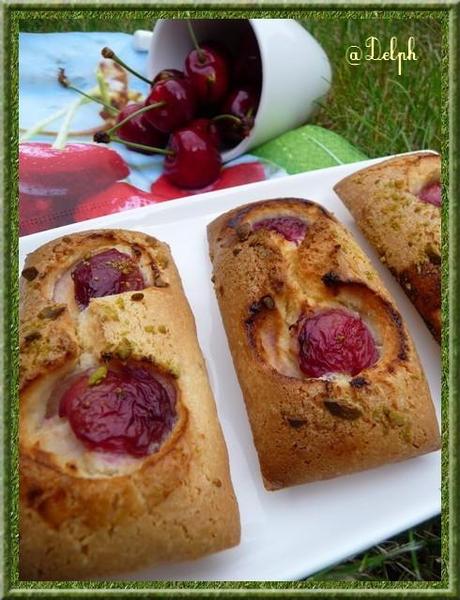 Financiers aux cerises et pistache