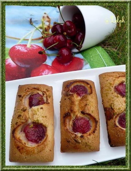 Financiers aux cerises et pistache
