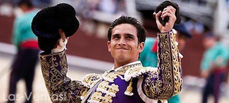 Alberto%20Aguilar%20oreja