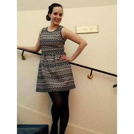 robe-black-and-white