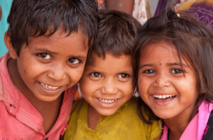 enfants-indiens-souriant