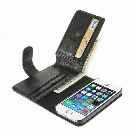 Un étui en cuir portefeuille pour l’iPhone 5 ou l’iPhone 5S