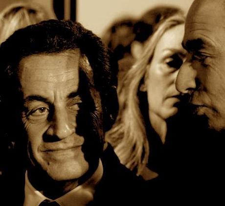Sarkozy, un retour facile, prématuré et débile.