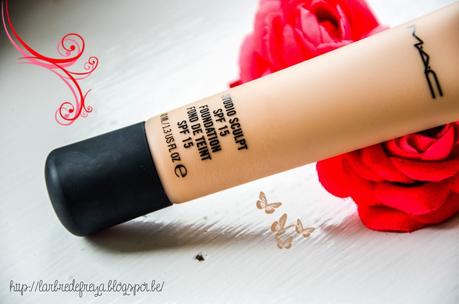 Un teint de porcelaine avec Studio Sculpt de Mac