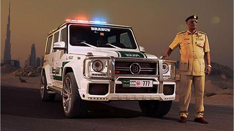 Les voitures de police de Dubaï