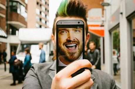 Devenez célèbre le temps d'un selfie