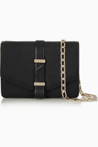 Très Shades of Grey...