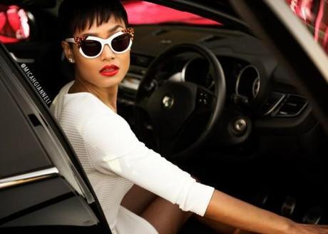 blog_Rihanna-Riri-style_Car-fashion-editorial-campaign_Alfa-Romeo-Giulietta-campaign-editorial-review_Alfa-Romeo-90th-Anniversary-Giulietta-QV_Top-Gear_-3C.jpg