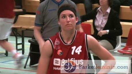 Julie WOJTA (Namur) basketfeminin.com