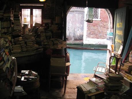 The Libreria Acqua Alta, Venise