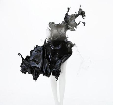 Iris Van Herpen arrose la mode via http://showstudio.com