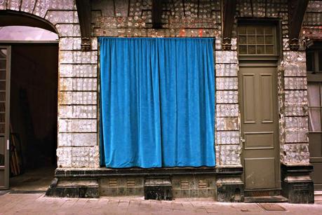 Le rideau de ma voisine