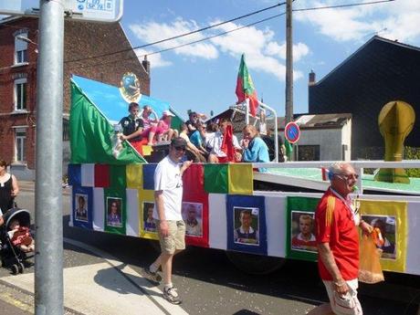 Carnaval de Lomme 2014 : le char du Comité de Quartier du Marais