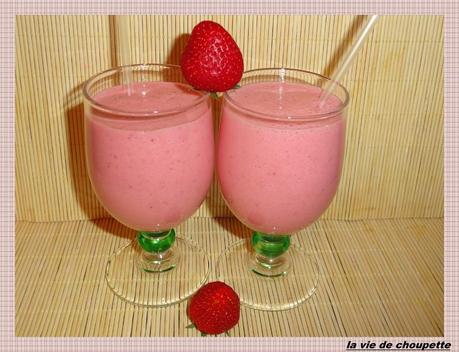 smoothie fraises-lait amande vanillé-9436
