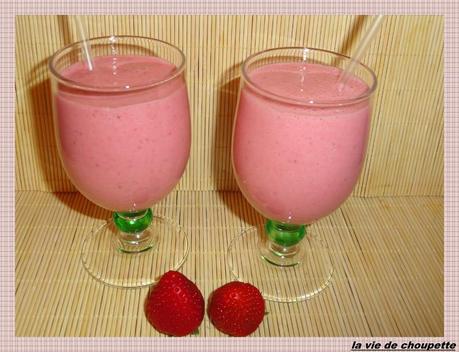 smoothie fraises-lait amande vanillé-9434