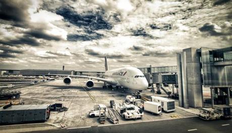 Momondo sur iPhone recherche gratuitement des vols et des hôtels bon marché