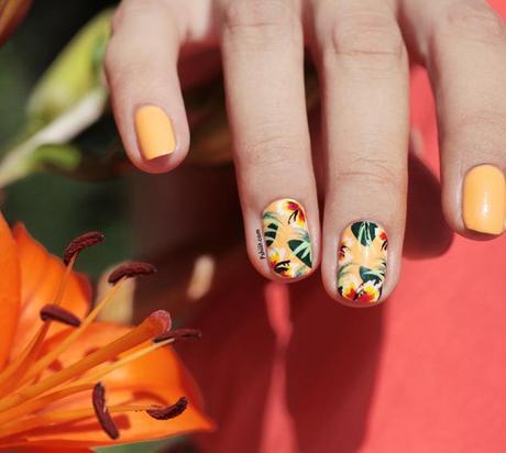 Tropical nails Totes by Picture Polish