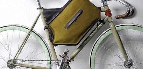 Bicycle case la sacoche à vélo par Joao Pedro Filipe Bicycle case la sacoche à vélo par Joao Pedro Filipe