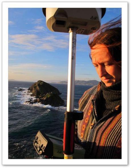 Exposition : Giens Avant Après (1900) prise de mesure au GPS millémétrique Leica CS10/GS08